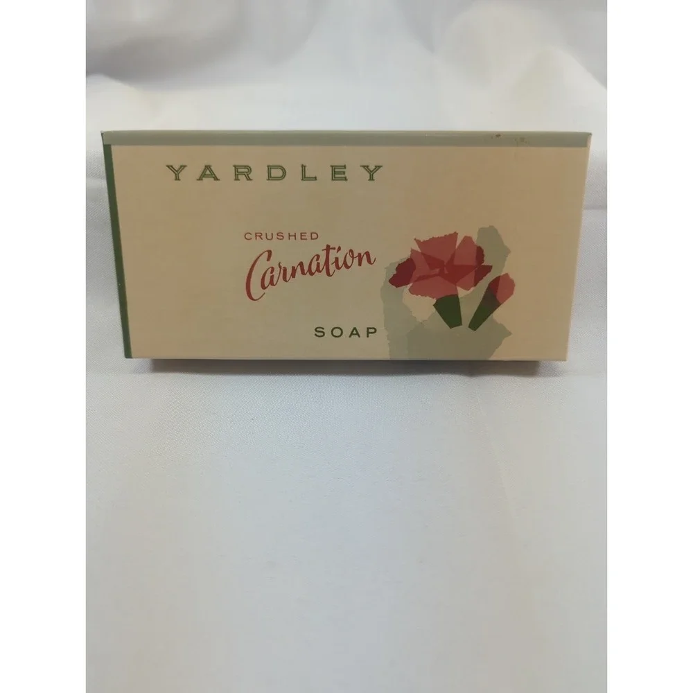 Vintage 1950-1970s Yardley Crushed Carnation Guest Soap 3 oz MCM 3ct Bar Box